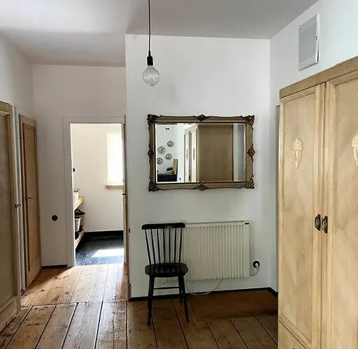 Pod Modrzewiem Apartment *